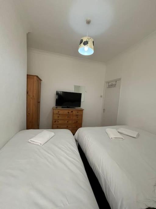 East London 2 Bedroom Flat エクステリア 写真